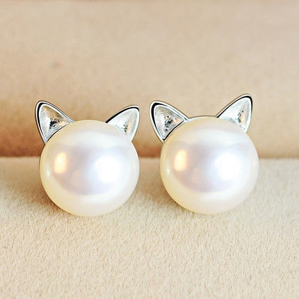 Pendientes adorables de plata y perla cultivada gatito